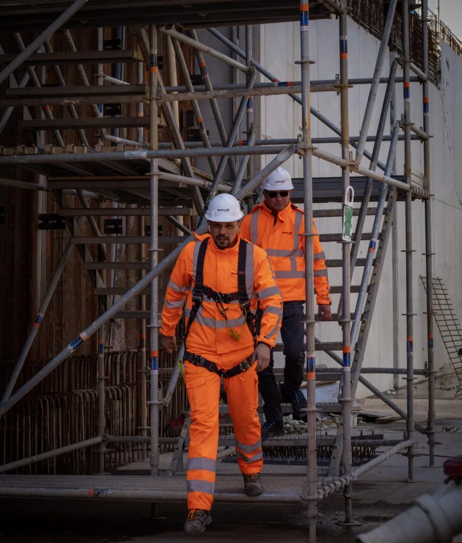 Vakmensen van Employ Enjoy Working! op de bouwplaats